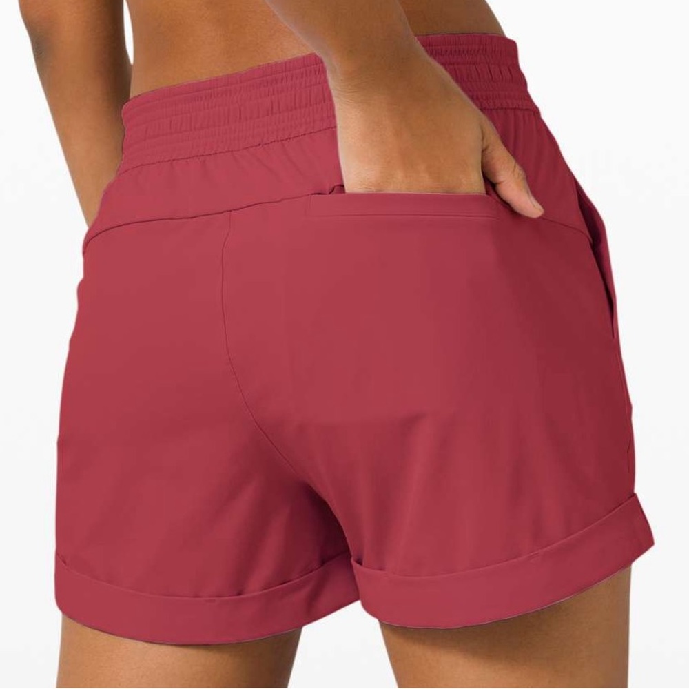 Lululemon Spring Break Away Short - Picture 3 of 4